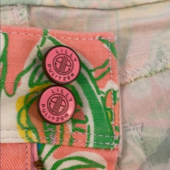 LILLY PULITZER SHORTS - Picture 4 of 7